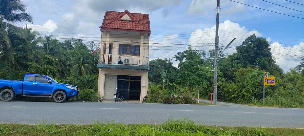 For SaleHouseNakhon Si Thammarat : 🏡 2-story detached house for sale, prime location 