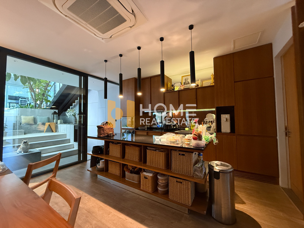 ขายทาวน์โฮมพัฒนาการ ศรีนครินทร์ : Private Courtyard ✨ ทาวน์โฮม บ้านภูริปุรี คอร์ทยาร์ด พัฒนาการ / 3 ห้องนอน (ขาย), Baan Puripuri Courtyard Pattanakarn / Townhome 3 Bedrooms (FOR SALE) FON258