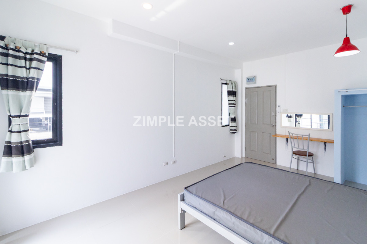For RentSamut Prakan,Samrong : Line ID: @zimple_asseet Apartment for Rent near Bang Phli Industrial Estate, Soi Muban Saeng Tawan Spacious, clean, safe, and affordable rooms in a convenient location.