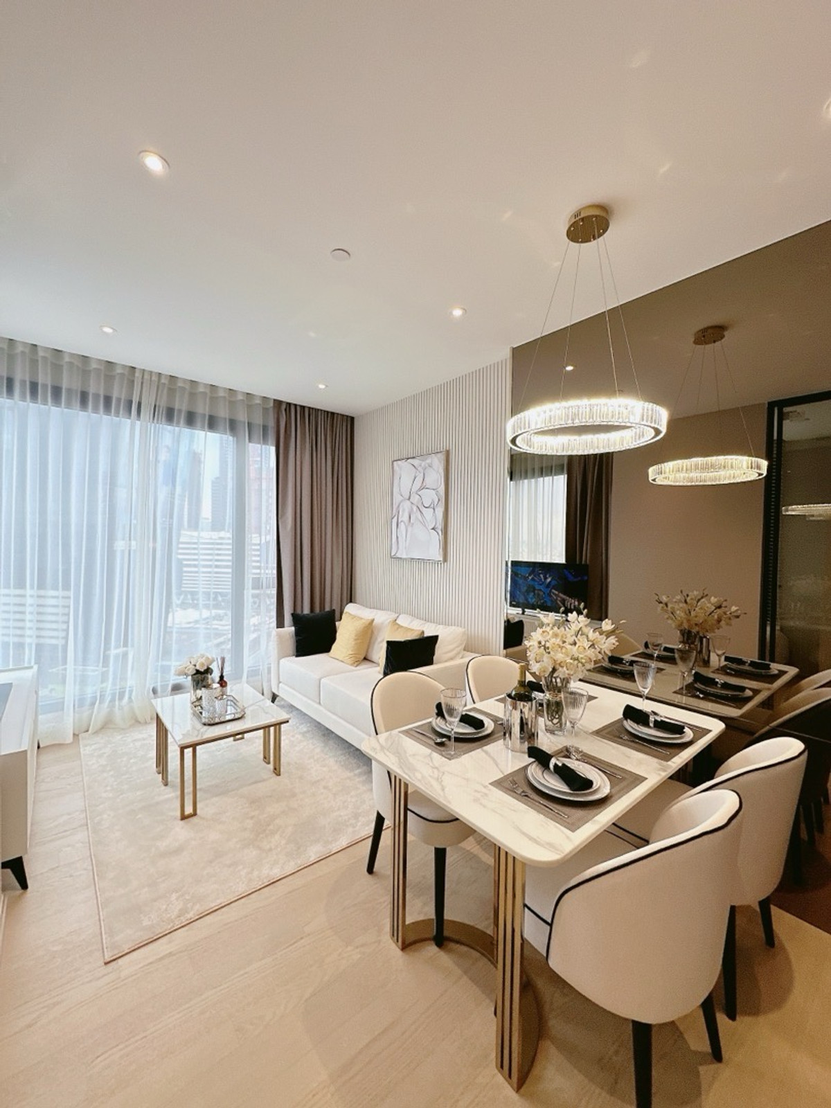 ขายคอนโดพระราม 9 เพชรบุรีตัดใหม่ RCA : 𝐀𝐒𝐇𝐓𝐎𝐍 𝐀𝐒𝐎𝐊𝐄 𝐑𝐀𝐌𝐀𝟗 𝟑𝟖 𝐒.𝐪.𝐦 ฟรีทุกค่าใช่จ่าย ผ่อนสบายๆ 𝟏𝟗,𝟗𝟎𝟎/เดือน ฟรีเงินดาวน์ ฟรีค่าโอน ฟรีค่าส่วนกลาง ฟรีเงินกองทุน 