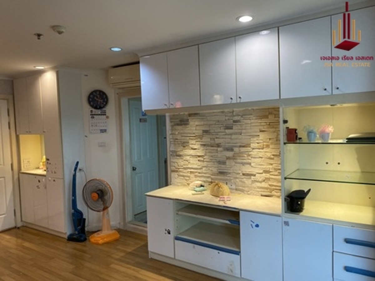 ขายคอนโดพระราม 3 สาธุประดิษฐ์ : ✨ For Sale: Lumpini Park Riverside Rama 3 Condo ✨  💰 Only 4,000,000 THB