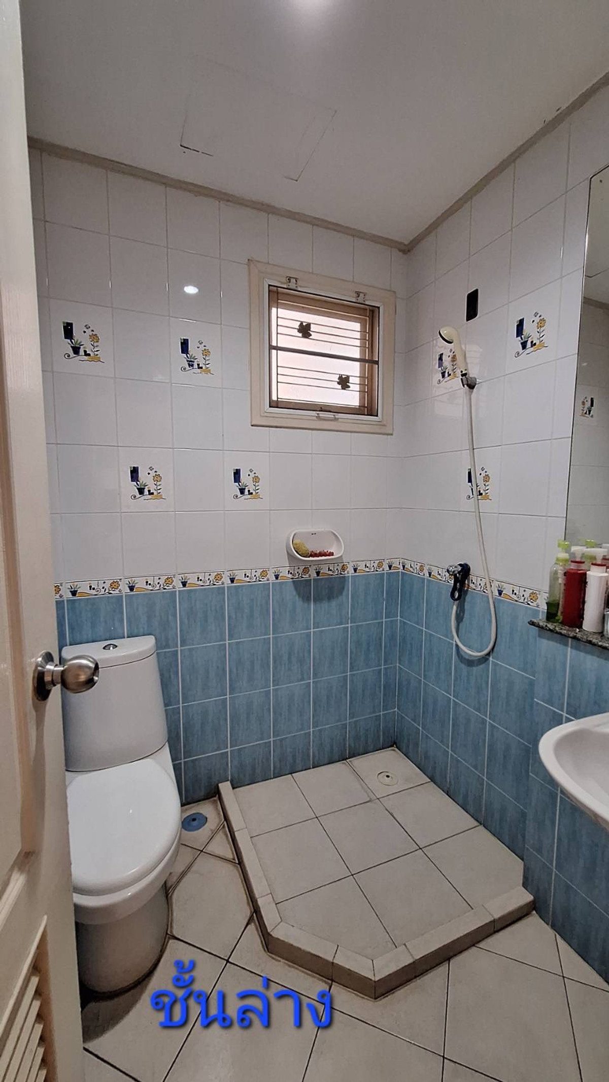 ขายบ้านมีนบุรี-ร่มเกล้า : บ้านเดี่ยว พาร์คเวย์ ชาเล่ต์ รามคำแหง / 3 ห้องนอน (ขาย), Parkway Chalet Ramkhamhaeng / Detached House 3 Bedrooms (FOR SALE) AA597