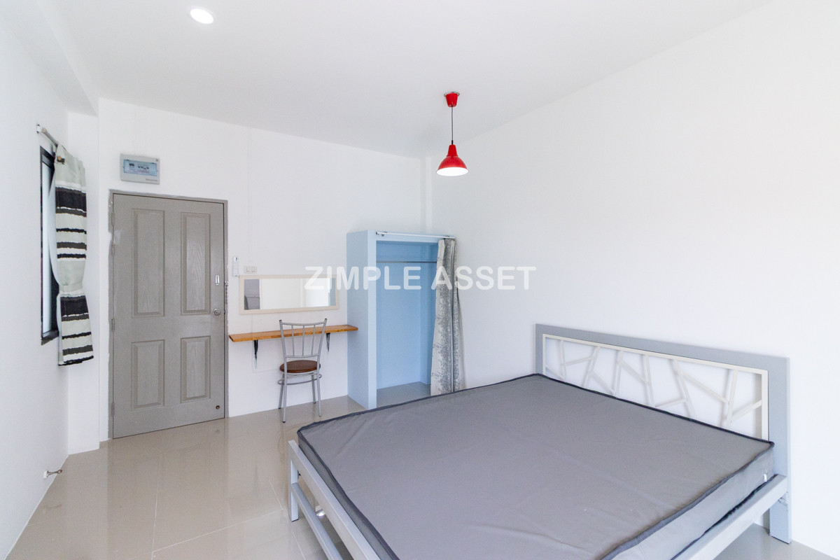For RentSamut Prakan,Samrong : Line ID: @zimple_asseet Apartment for Rent near Bang Phli Industrial Estate, Soi Muban Saeng Tawan Spacious, clean, safe, and affordable rooms in a convenient location.