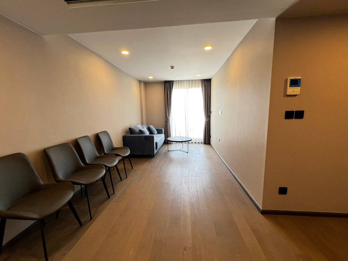 ขายคอนโดสยาม จุฬา สามย่าน : 🏙️ ขายคอนโด  KLASS SIAM พื้นที่กว้าง 2 Bed 1 baths  ใกล้ BTS สนามกีฬาแห่งชาติ 🚇