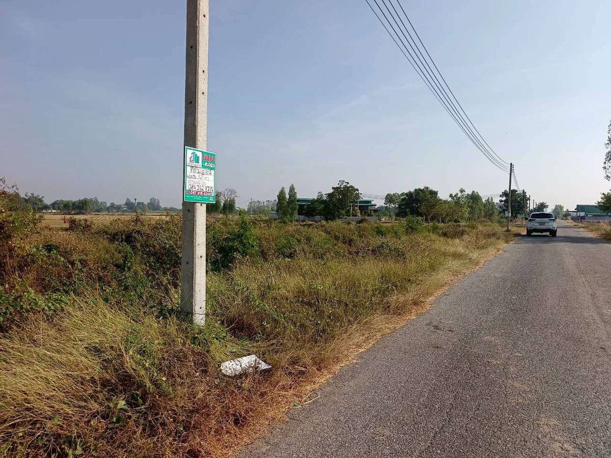 ขายที่ดินกาญจนบุรี : 95019 - ขายที่ดินเปล่า 349 ตร.ว. - ทำเลดี ติดถนนสาธารณะ น้ำ-ไฟพร้อม ต.เขาสามสิบหาบ อ.ท่ามะกา จ.กาญจนบุรี