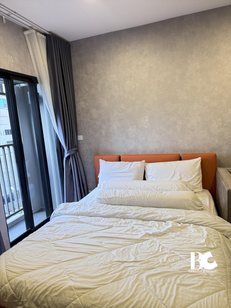 ให้เช่าคอนโดรัชดา ห้วยขวาง : 🔥เช่าด่วน🔥โซโห​ แบงค็อก​ รัชดา* ใกล้สถานีรถไฟฟ้า MRT ห้วยขวาง เฟอร์นิเจอร์ครบ พร้อมเข้าอยู่