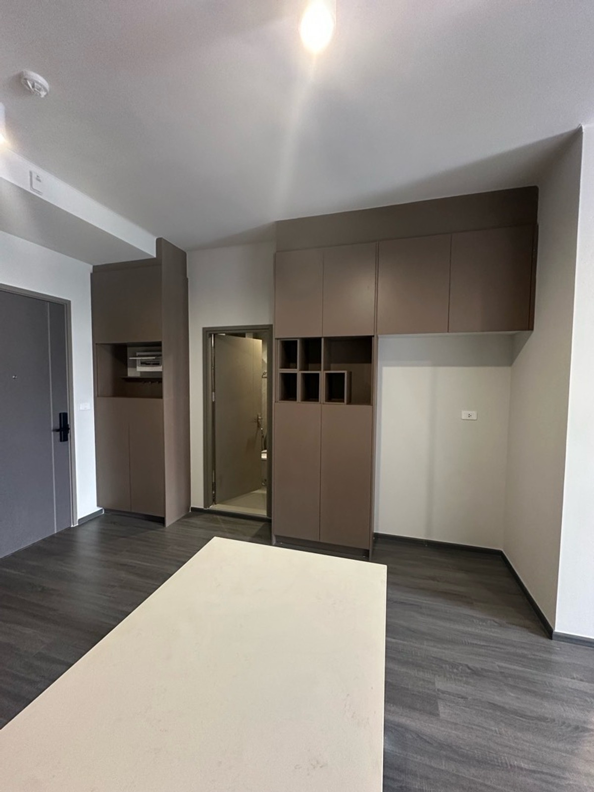 ขายดาวน์คอนโดคลองเตย กล้วยน้ำไท : 2 นอน 2 น้ำ 2 ที่จอดรถไอดีโอสุขุมวิท-พระราม4