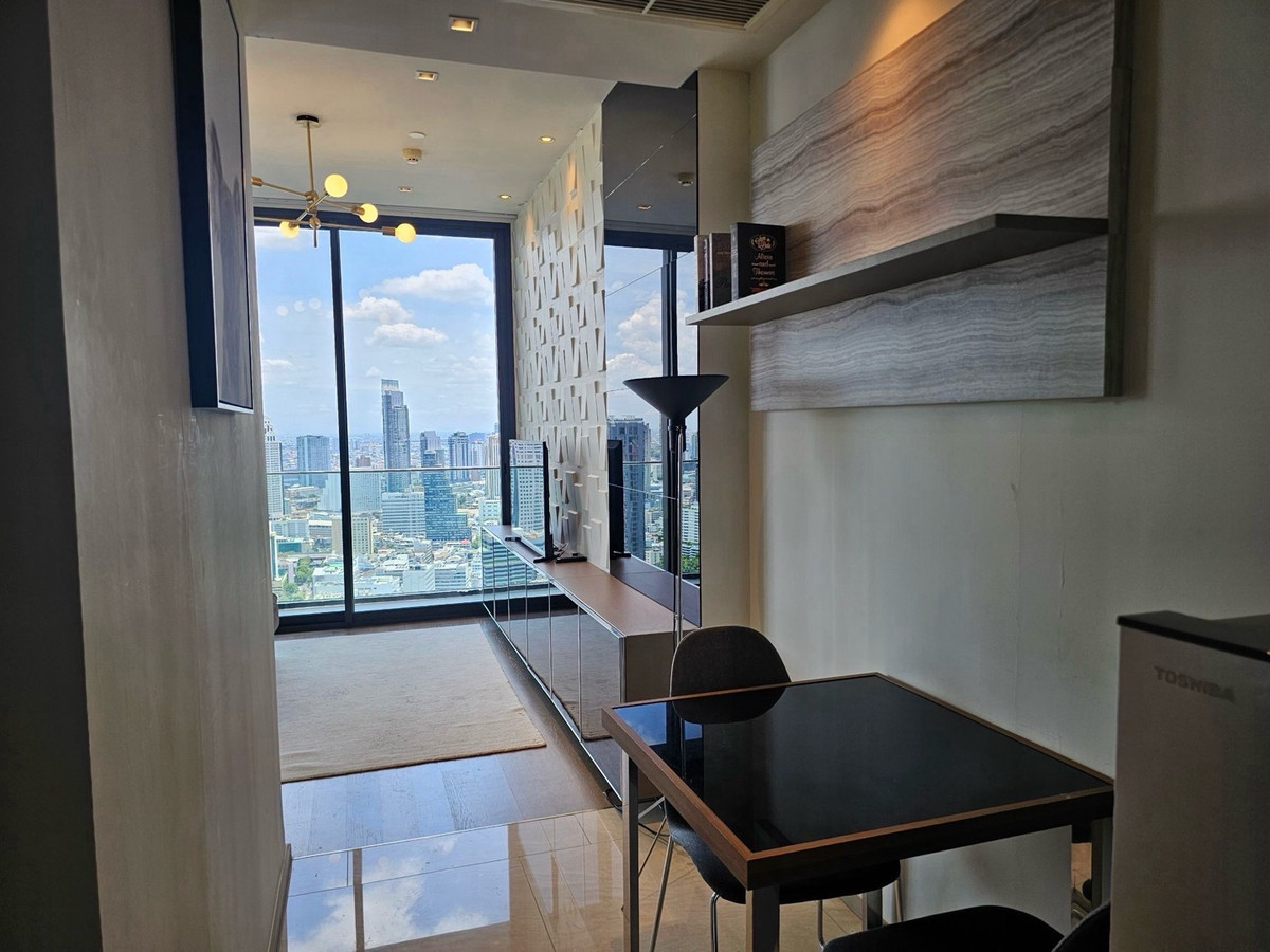 ให้เช่าคอนโดสีลม ศาลาแดง บางรัก : 🏙️📍 ด่วน ห้องว่าง พร้อมอยู่ เฟอร์หรู แต่งครบ พร้อมอยู่ทันที