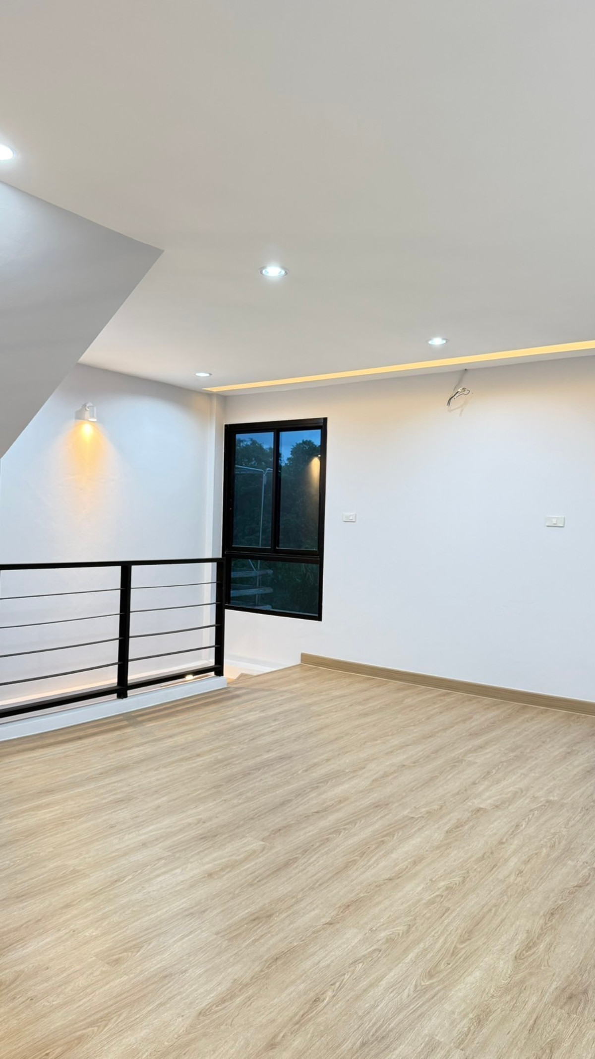 For SaleHome OfficeNawamin, Ramindra : Home office for sale, 3 floors, Raminthra, Khubon 27