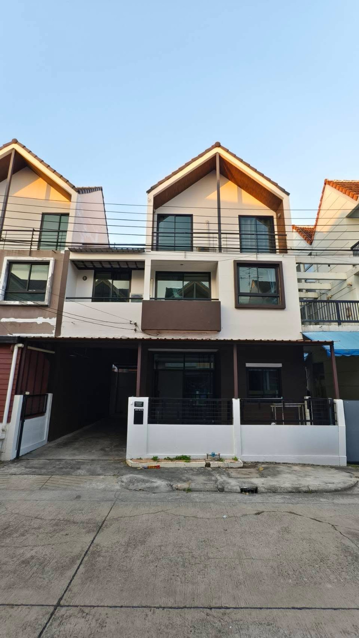 For RentTownhomeChaengwatana, Muangthong : Townhome for rent, newly renovated Premium golf ball village, Muang Thong Thani, near IMPACT and Central Chaengwattana.