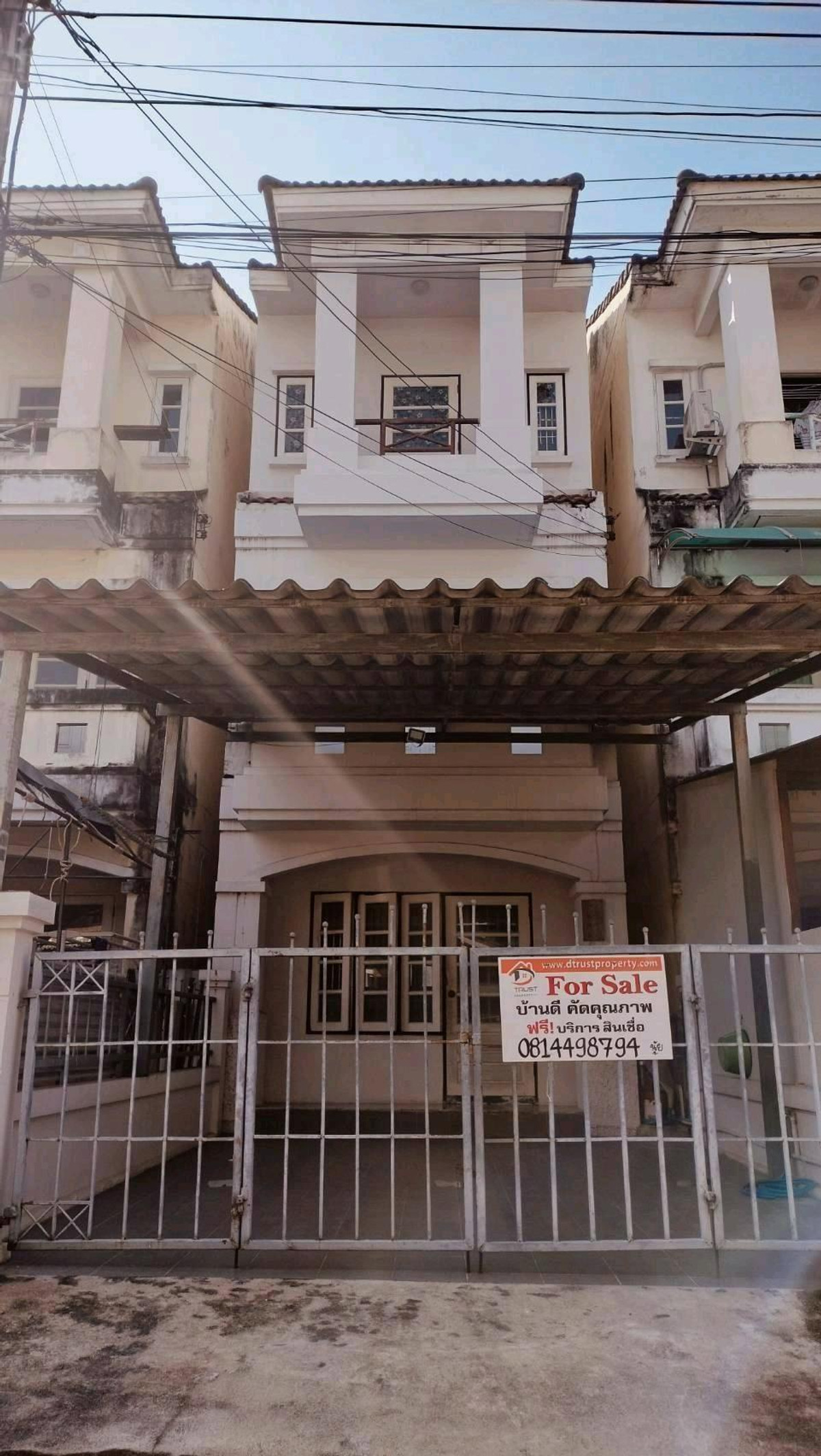 ขายทาวน์โฮมพุทธมณฑล ศาลายา : ขายทาวน์เฮ้าส์ 3 ชั้น พุทธมณฑลสาย2  เนื้อที่20.3ตร.ว.บ้านแข็งแรง ใกล้ตลาดสี่แยกทศกัณฑ์, ตลาดธนบุรี2  ทำเลดีเดินทางสะดวก ใกล้ถนนตัดใหม่พรานนก-สาย4 

