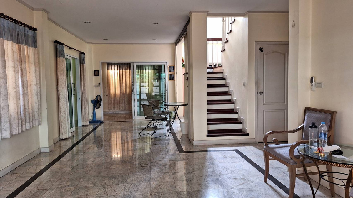 ขายบ้านมีนบุรี-ร่มเกล้า : บ้านเดี่ยว พาร์คเวย์ ชาเล่ต์ รามคำแหง / 3 ห้องนอน (ขาย), Parkway Chalet Ramkhamhaeng / Detached House 3 Bedrooms (FOR SALE) AA597