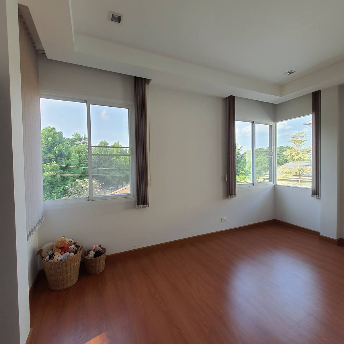 For SaleHousePhutthamonthon, Salaya : Very special discount, 2-story detached house (corner plot) near Borommaratchachonnani Road. Busarakam Residence Village