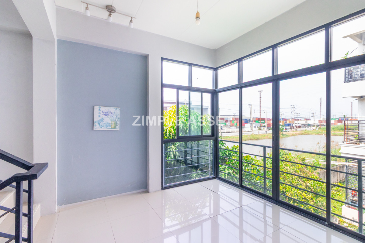 For RentSamut Prakan,Samrong : Line ID: @zimple_asseet Apartment for Rent near Bang Phli Industrial Estate, Soi Muban Saeng Tawan Spacious, clean, safe, and affordable rooms in a convenient location.