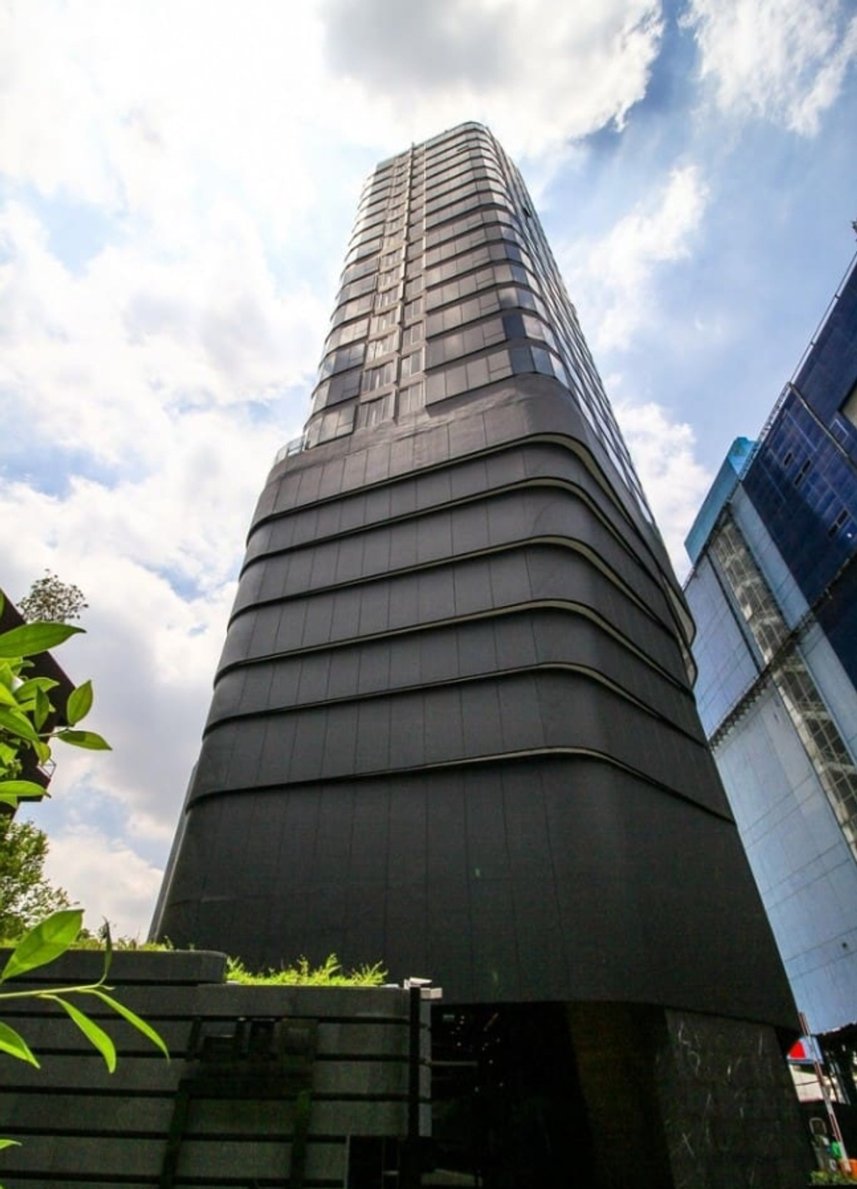 For SaleCondoAri,Anusaowaree : ✨ For Sale: Ideo Q Victory Condo ✨ 💰 Only 12,500,000 THB