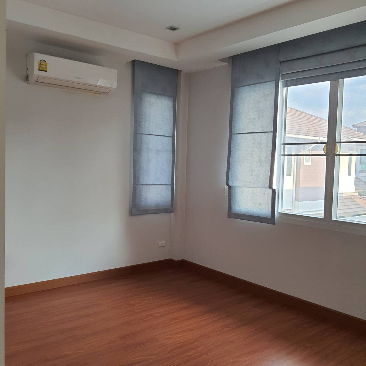 For SaleHousePhutthamonthon, Salaya : Very special discount, 2-story detached house (corner plot) near Borommaratchachonnani Road. Busarakam Residence Village