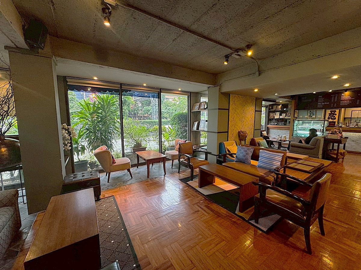 ให้เช่าร้านค้า/ตลาดนัดสุขุมวิท อโศก ทองหล่อ : 🌟พื้นที่ให้เช่า ตกแต่งสวย ในทำเลศักยภาพ ริมถนนสุขุมวิท-อโศก เหมาะทำธุรกิจทุกประเภท ** NO CO-AGENT ** 