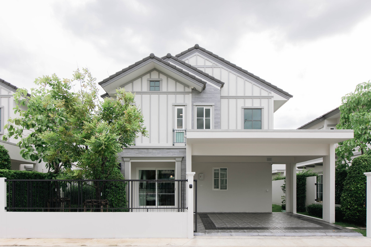 ให้เช่าบ้านบางนา แบริ่ง ลาซาล : บ้านเดี่ยวให้เช่า Villaggio 3 ศรีนครินทร์–บางนา พร้อมเฟอร์นิเจอร์ครบ ( SPSEVE1451 )