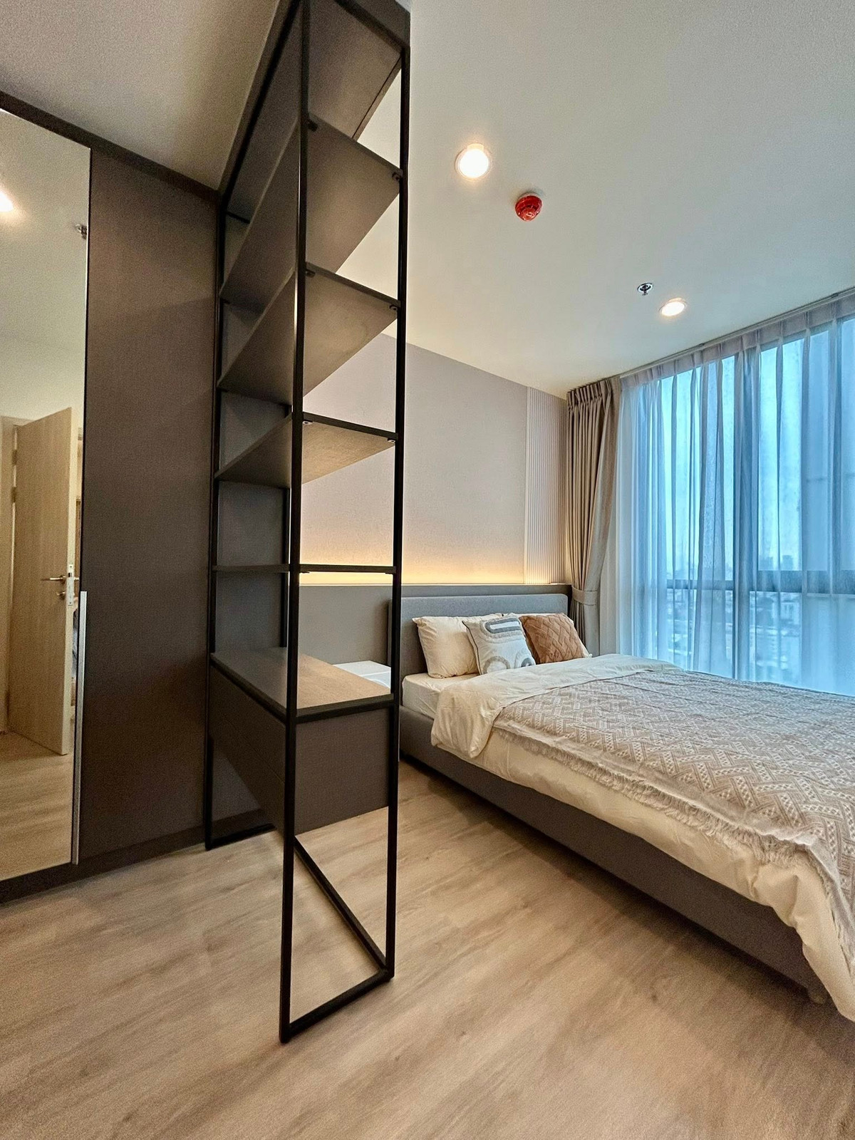 For RentCondoRama9, Petchburi, RCA : Nue District R9 -2BR✨37,000/Month✨Corner room