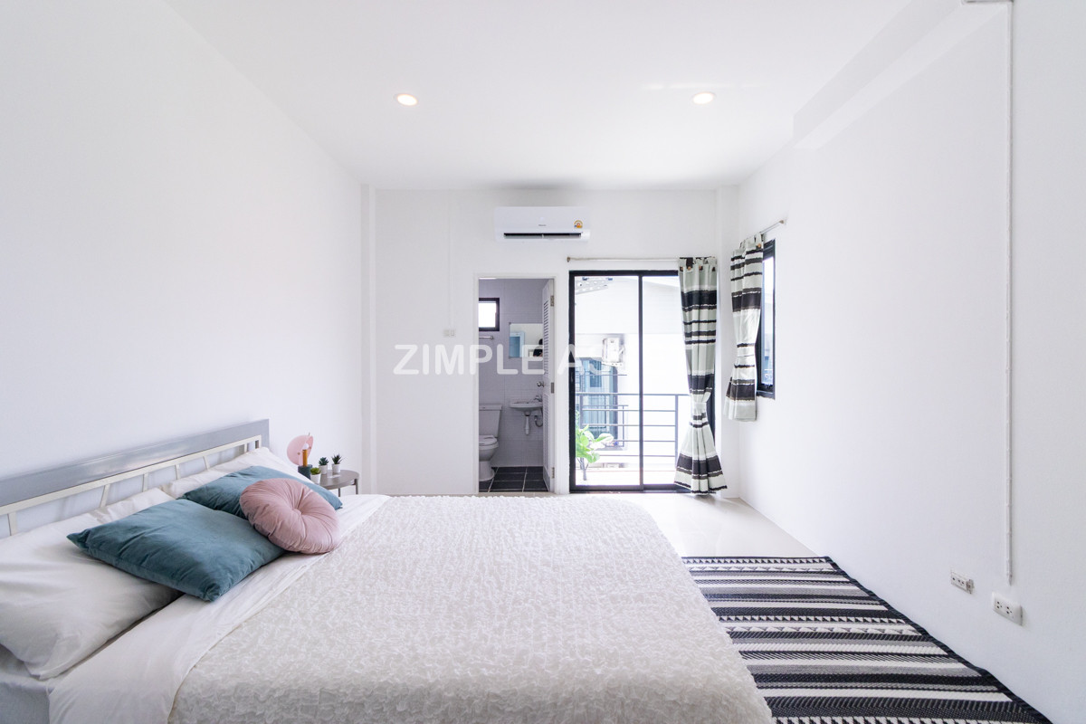 For RentSamut Prakan,Samrong : Line ID: @zimple_asseet Apartment for Rent near Bang Phli Industrial Estate, Soi Muban Saeng Tawan Spacious, clean, safe, and affordable rooms in a convenient location.