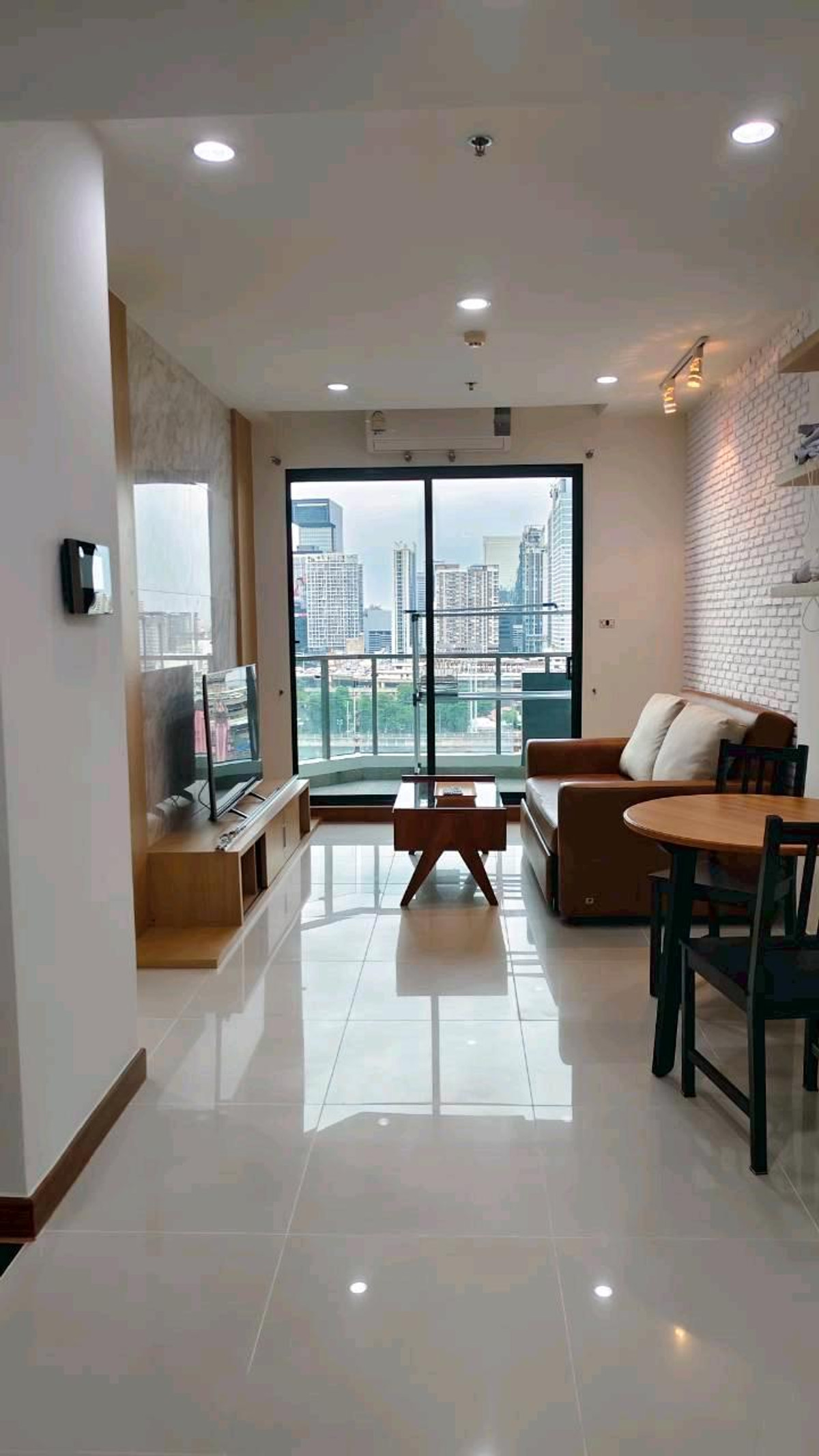 คอนโดสุขุมวิท อโศก ทองหล่อ : ขาย/เช่า คอนโดศุภาลัย พรีเมี่ยม แอท อโศก 