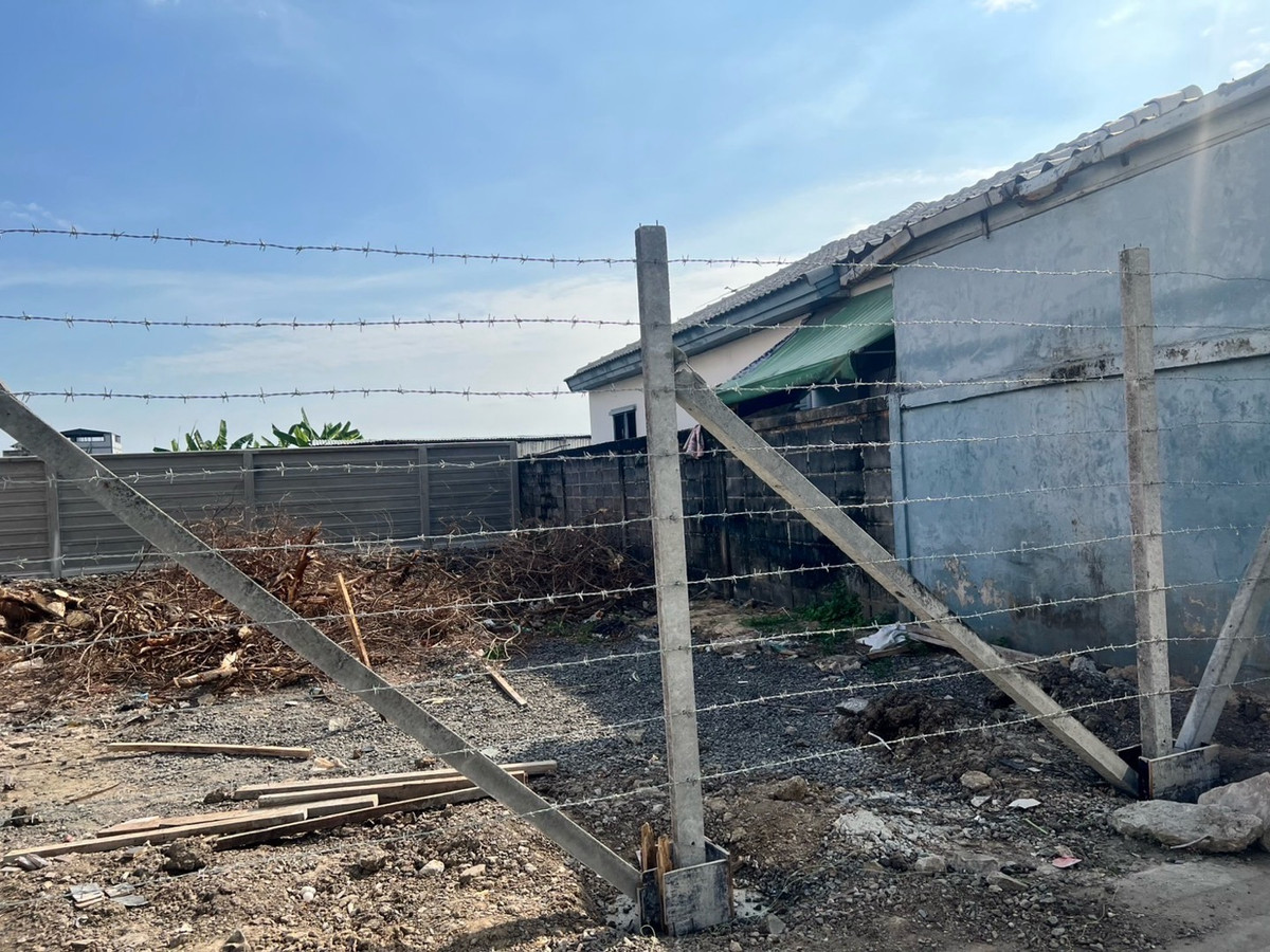 ให้เช่าที่ดินปทุมธานี รังสิต ธรรมศาสตร์ : ให้เช่าที่ดินซอยพหลโยธิน85 กว้าง20 เมตร ลึก16เมตร ขนาด 80ตรว. รังสิตปากซอยไทวัสดุ และปั้มบางจาก ซอยทะลุพหลโยธิน87 ได้