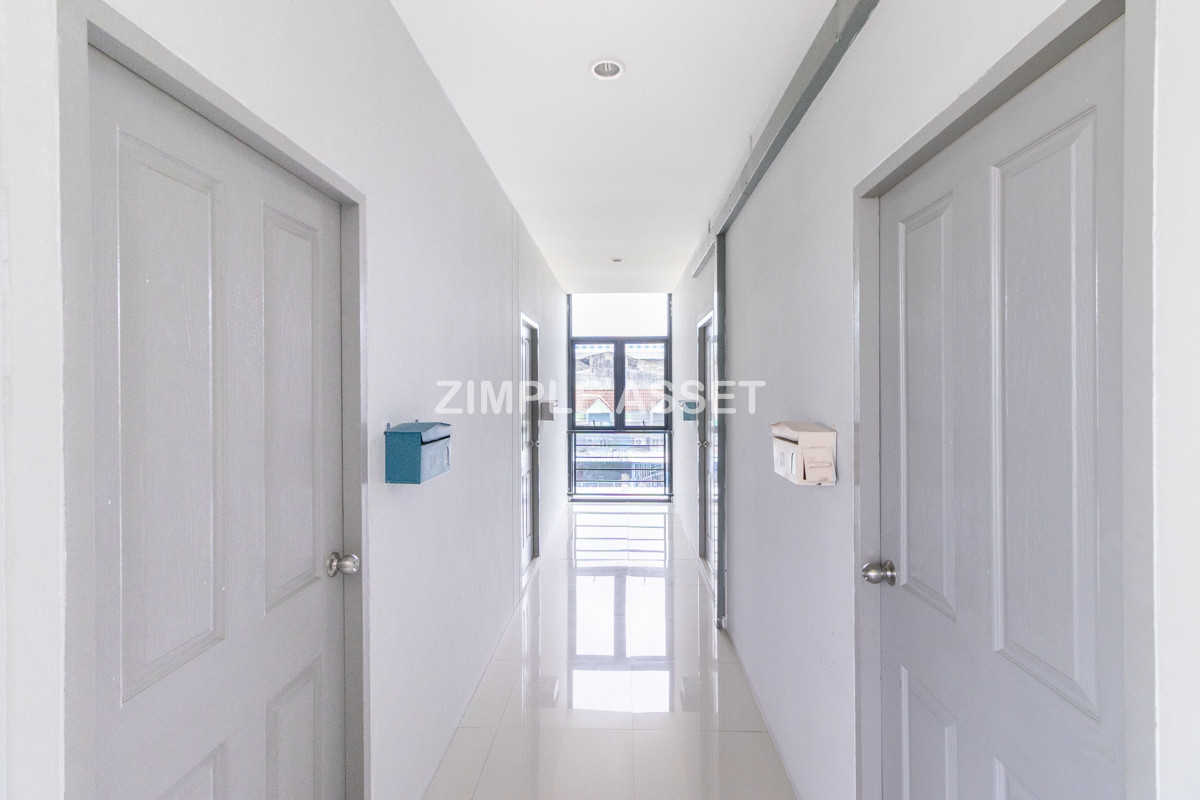 For RentSamut Prakan,Samrong : Line ID: @zimple_asseet Apartment for Rent near Bang Phli Industrial Estate, Soi Muban Saeng Tawan Spacious, clean, safe, and affordable rooms in a convenient location.
