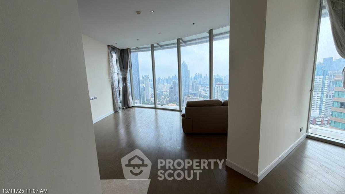 For SaleCondoSiam Paragon ,Chulalongkorn,Samyan : 2-BR Condo at Magnolias Ratchadamri Boulevard near BTS Ratchadamri