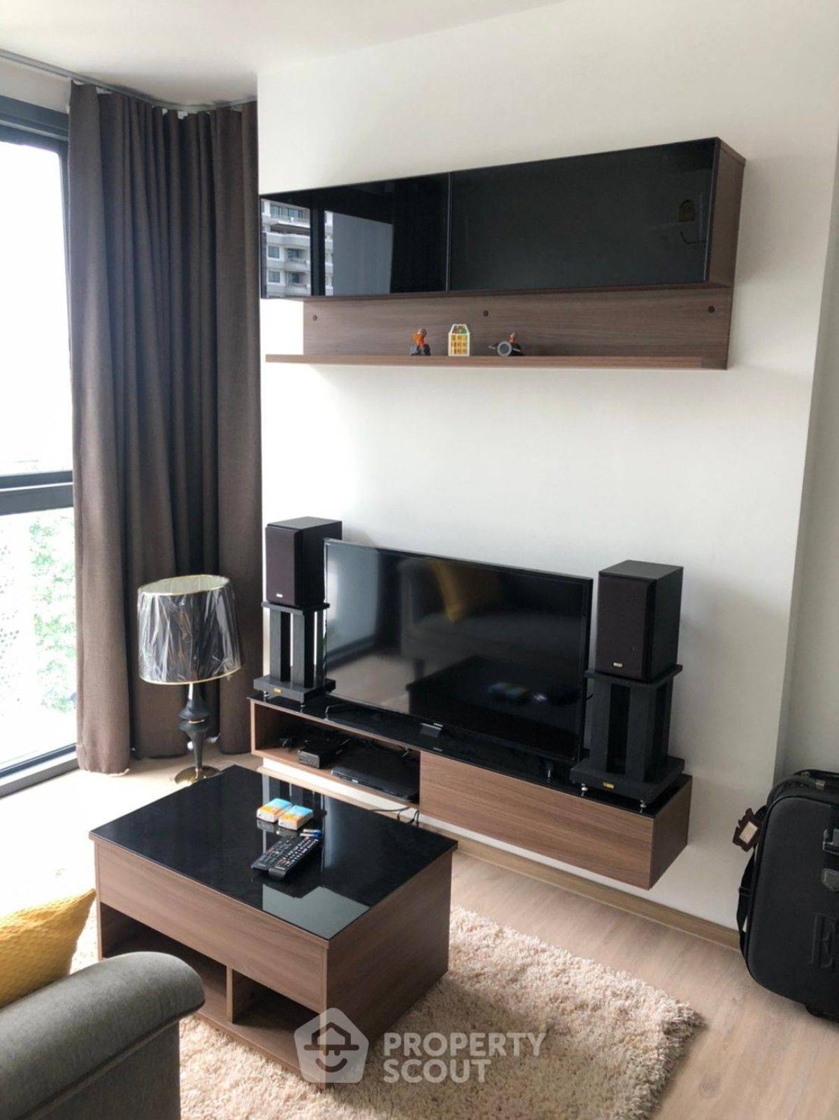 ขายคอนโดสุขุมวิท อโศก ทองหล่อ : คอนโด 2-ห้องนอน ที่ ทากะ เฮ้าส์ เอกมัย 12 ใกล้ BTS เอกมัย