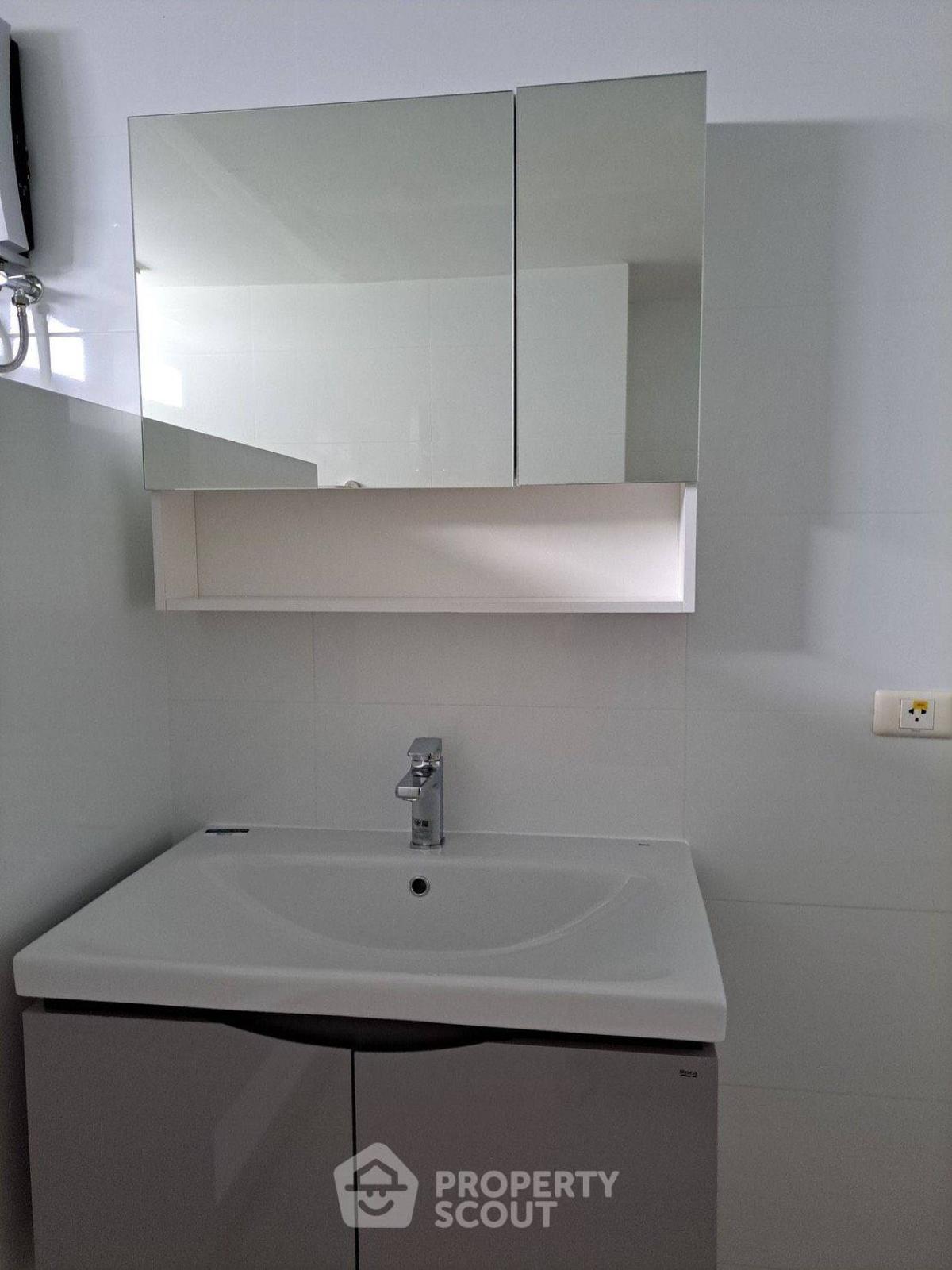 ให้เช่าคอนโดคลองเตย กล้วยน้ำไท : คอนโด 3-ห้องนอน ที่ ทาวเวอร์ พาร์ค ใกล้ ARL มักกะสัน