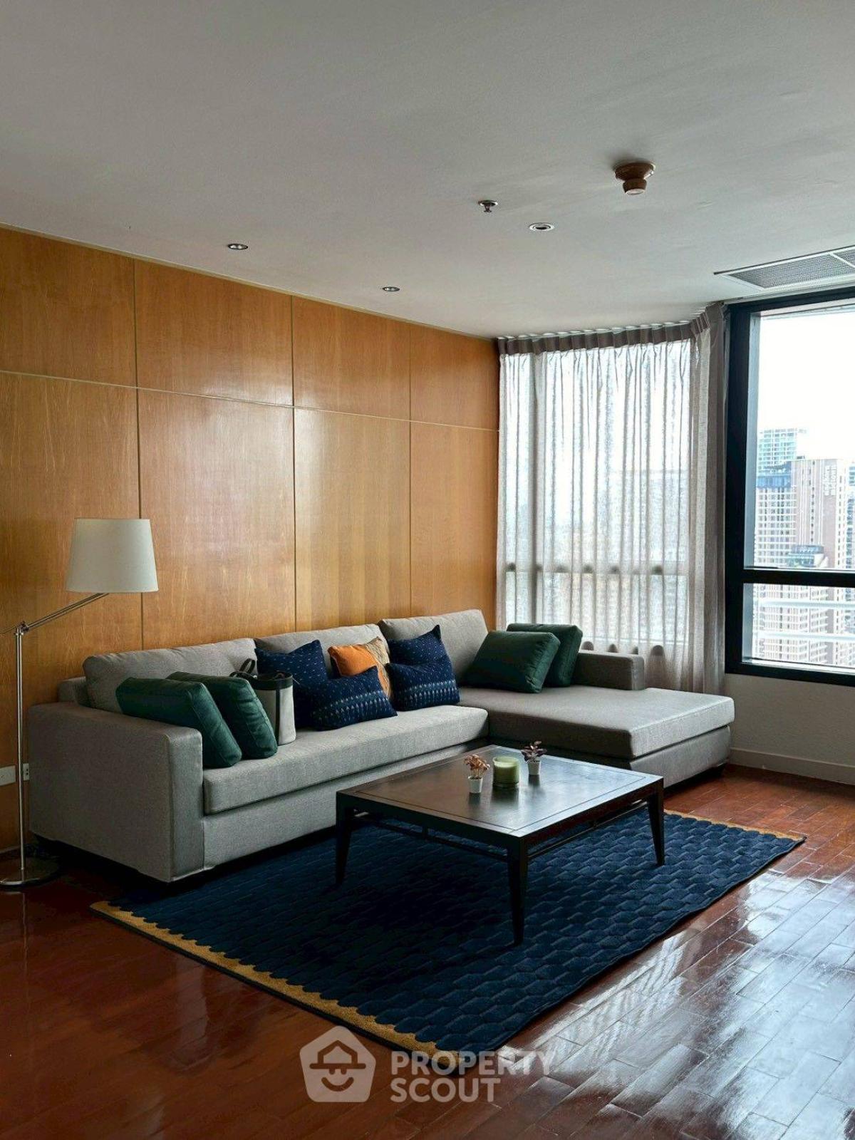 ขายคอนโดวิทยุ ชิดลม หลังสวน : คอนโด 2-ห้องนอน ที่ เพรซิเดนท์ เพลส ใกล้ BTS ชิดลม