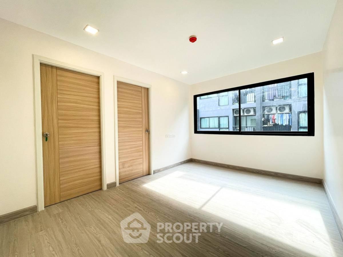 For SaleCondoBangna, Bearing, Lasalle : 2-BR Condo at B Republic Condominium near BTS Udom Suk