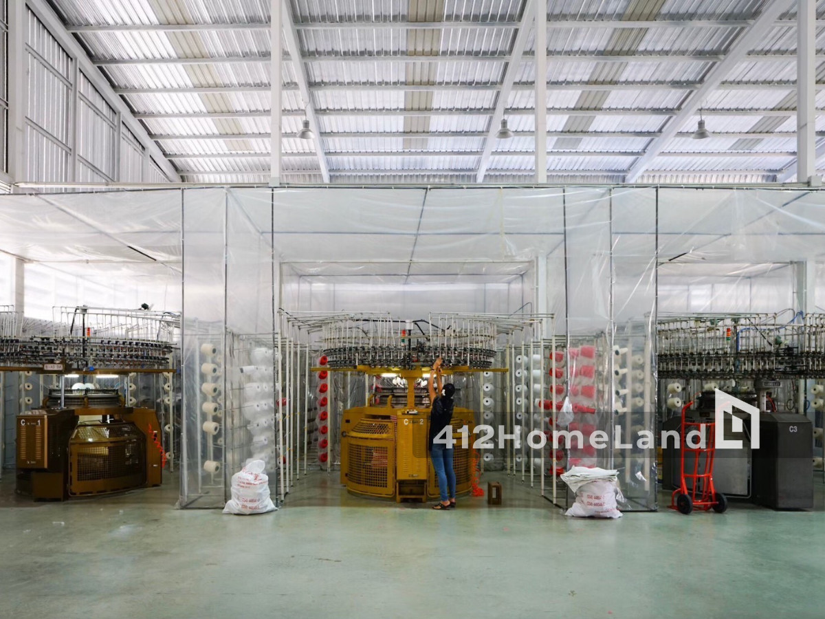 ขายโรงงานมหาชัย สมุทรสาคร : ขายโรงงาน+ใบรง.4 ขนาด 2,000 ตรม. เนื้อที่ 2 ไร่ ผังสีม่วง น้ำ-ไฟพร้อม เดินทางง่าย รถใหญ่เข้าได้สบาย สมุทรสาคร