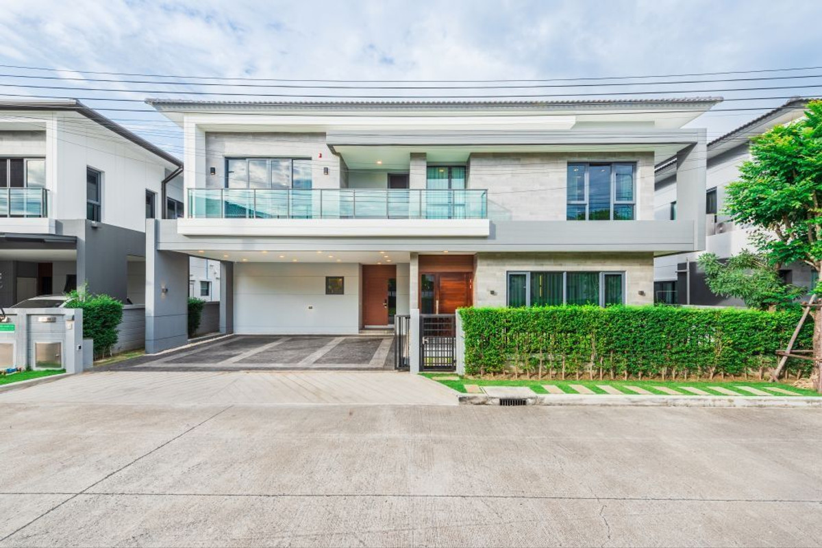 ให้เช่าบ้านบางนา แบริ่ง ลาซาล : (รหัส HR034) ให้เช่าบ้านโครงการ The city bangna : เดอะ ซิตี้ บางนา ตกแต่งหรูหราพร้อมเข้าอยู่