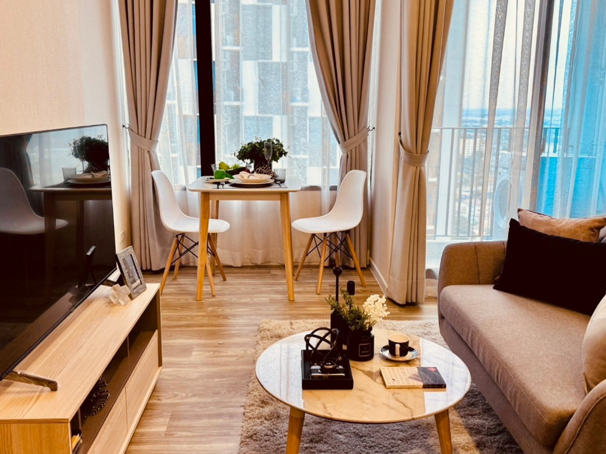 ขายคอนโดนวมินทร์ รามอินทรา : 1 ห้องนอน   ราคา 2.27 ล้าน*   ใกล้ห้างแฟชั่น