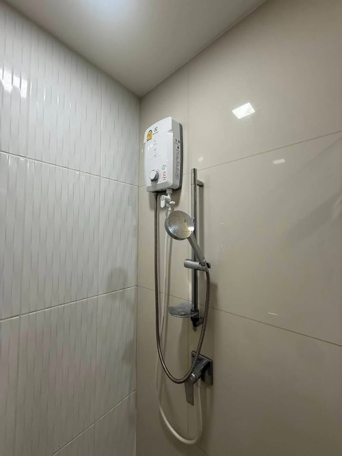 ให้เช่าคอนโดพระราม 9 เพชรบุรีตัดใหม่ RCA : เช่าคอนโด Life Asoke Hype/ไลฟ์ อโศก ไฮป์ (B6811072)