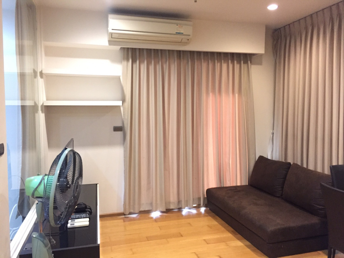 ให้เช่าคอนโดวงเวียนใหญ่ เจริญนคร : OMG919  [ ฟิวส์ สาทร - ตากสิน ]  ติด BTS วงเวียนใหญ่ - ห้องมุม 1 ห้องนอน  - ว่าง 1 ธ.ค. 68