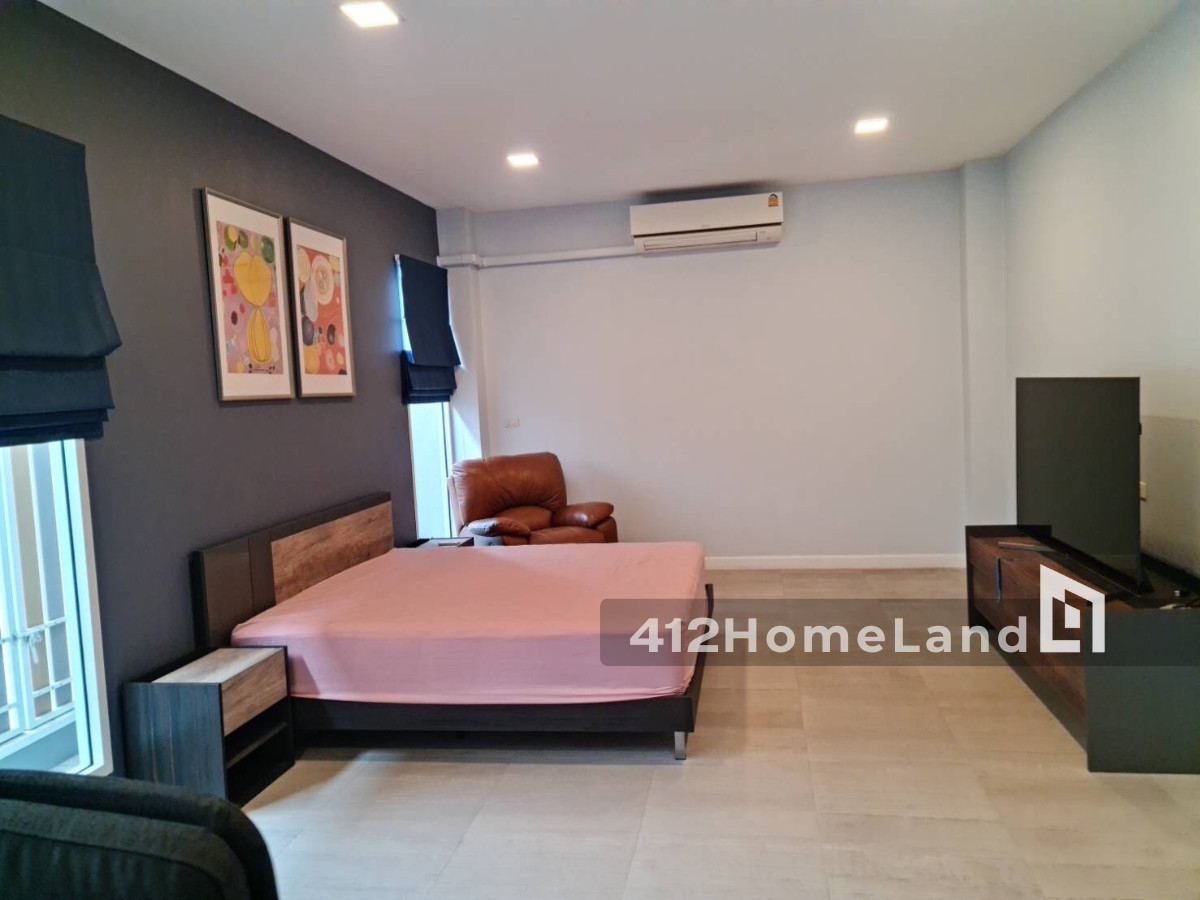 ขายโรงงานมหาชัย สมุทรสาคร : ขายโรงงาน+ใบรง.4 ขนาด 2,000 ตรม. เนื้อที่ 2 ไร่ ผังสีม่วง น้ำ-ไฟพร้อม เดินทางง่าย รถใหญ่เข้าได้สบาย สมุทรสาคร