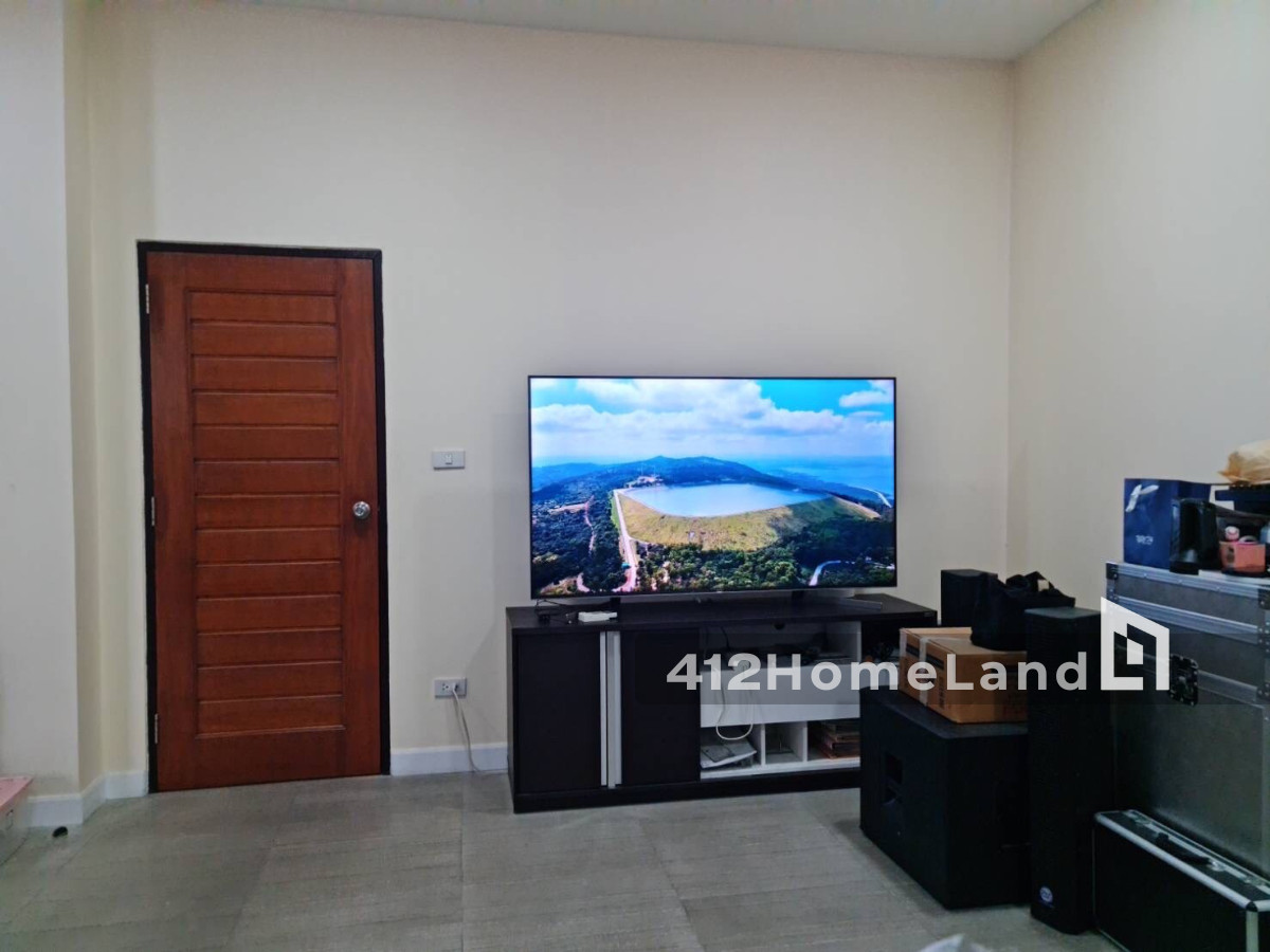 ขายโรงงานมหาชัย สมุทรสาคร : ขายโรงงาน+ใบรง.4 ขนาด 2,000 ตรม. เนื้อที่ 2 ไร่ ผังสีม่วง น้ำ-ไฟพร้อม เดินทางง่าย รถใหญ่เข้าได้สบาย สมุทรสาคร