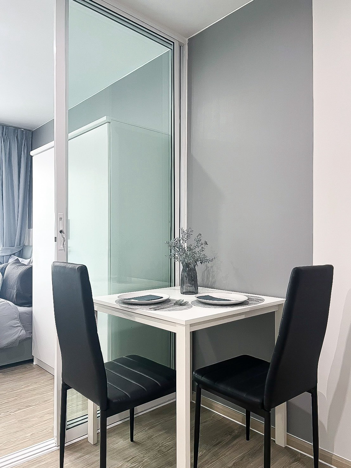 For RentCondoBangna, Bearing, Lasalle : Regent Home Bangna (Regent Home Bangna) 1 bedroom, 1 bathroom, size 28 sq m, 25th floor, Building B, rental price 11000 baht per month.