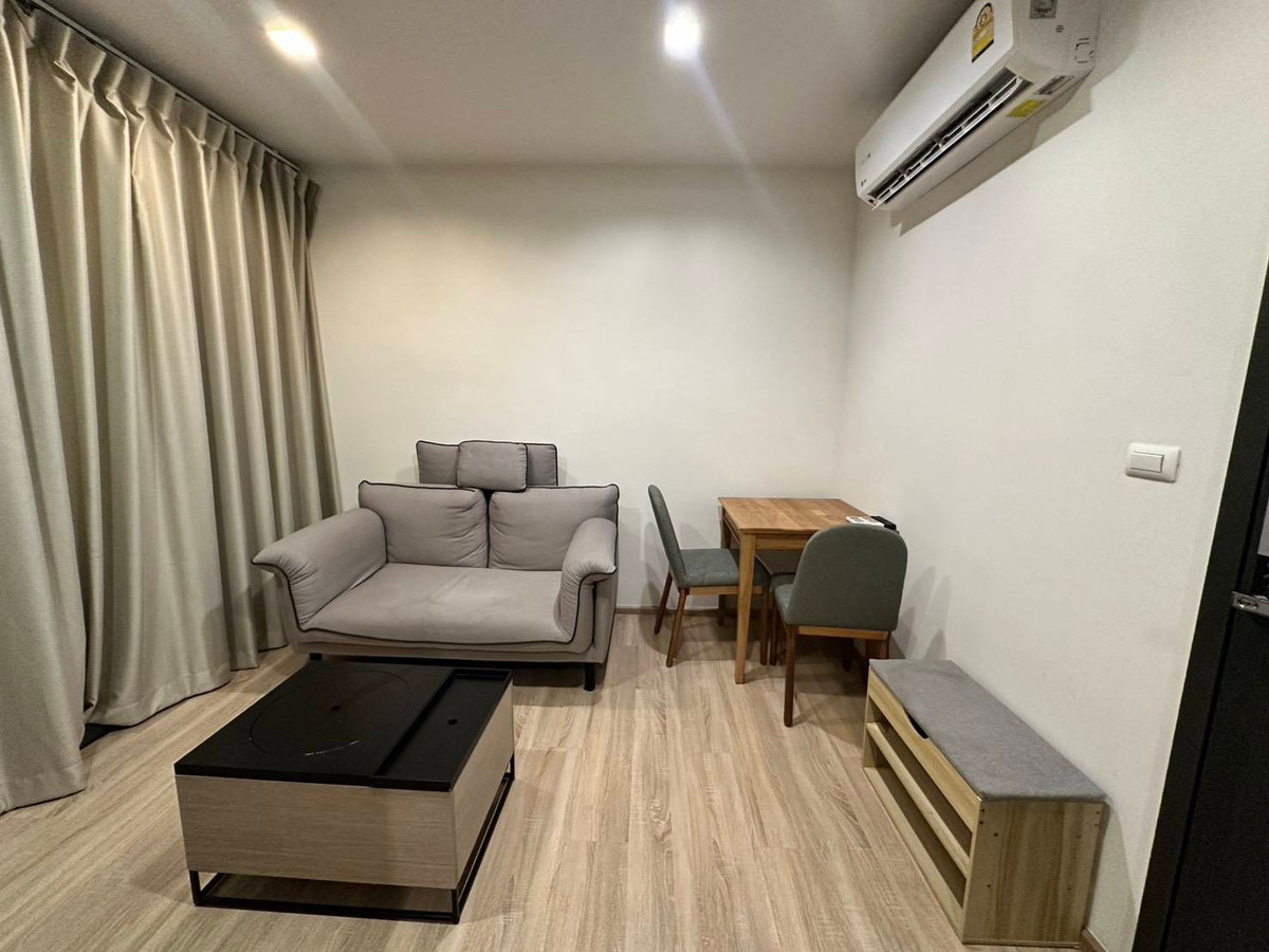 For RentCondoRama9, Petchburi, RCA : *** Condo for Rent : The Base Garden-Rama9 Nice decorated High floor Fully furnished ***