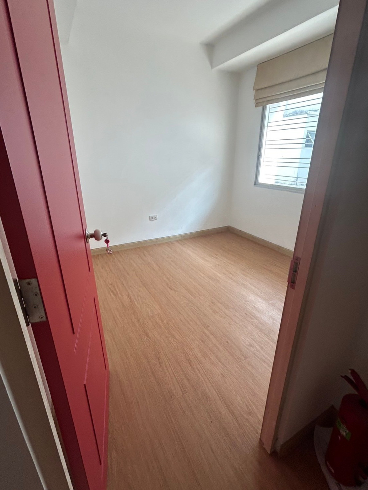 For SaleTownhomePattanakan, Srinakarin : 3-story townhouse for sale, Baan Mai Village, Rama 9, Krungthep Kreetha (S03-1977S)