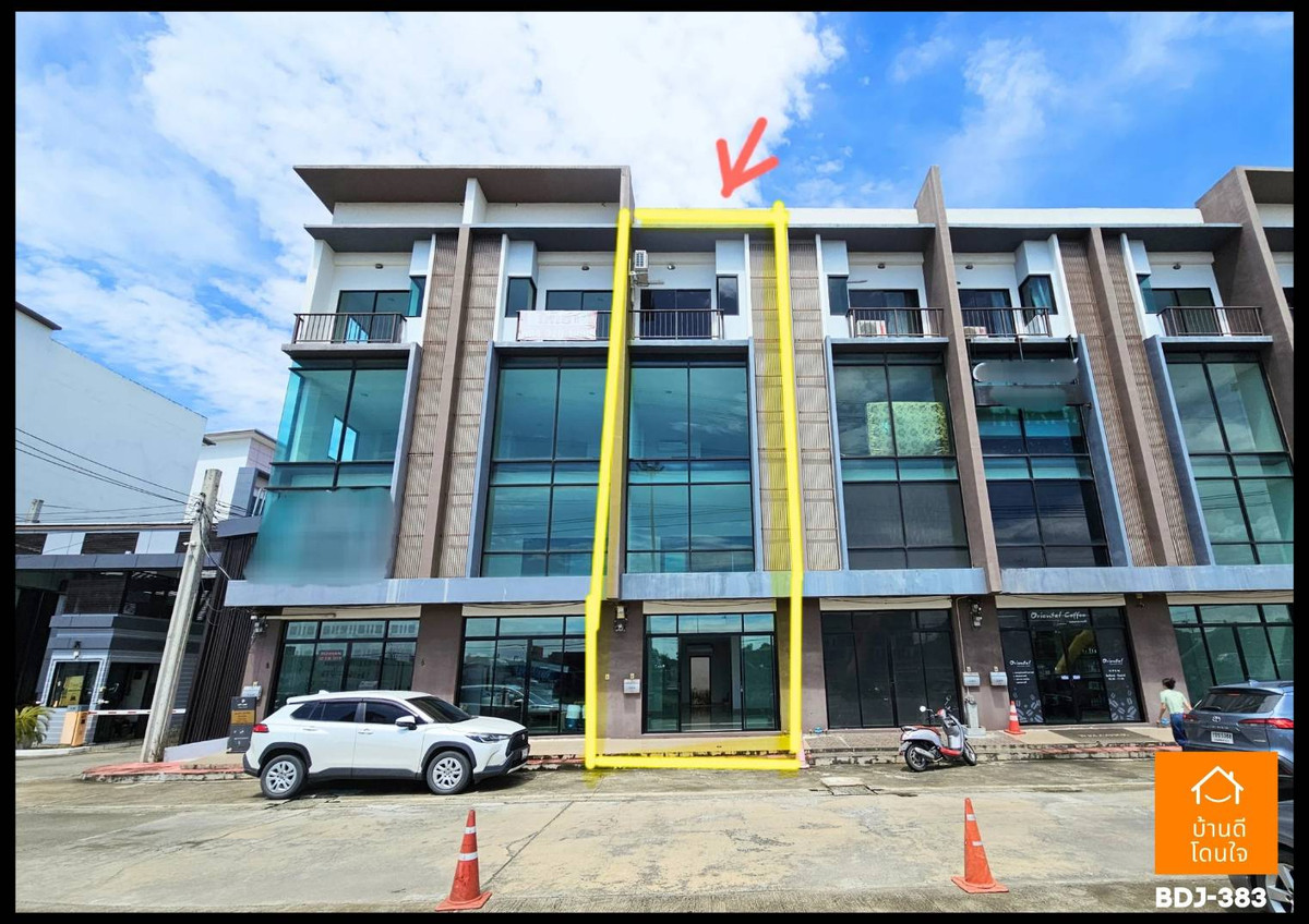 Home OfficePattanakan, Srinakarin : (Sell/Rent) Prime location for doing business HomeOffice City Link Rama 9-Srinakarin (17.9 sq m.) 3 bedrooms, 3 bathrooms, along Kanchana parallel road.
