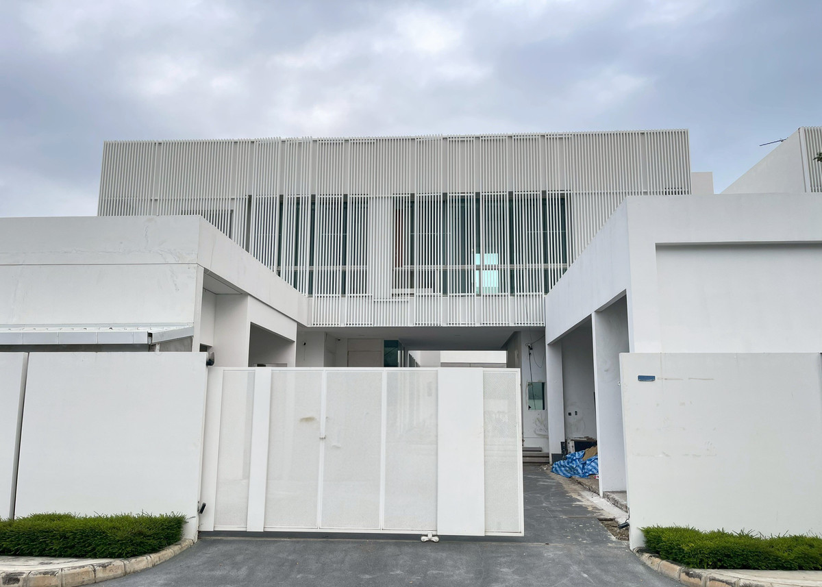 ขายบ้านบางนา แบริ่ง ลาซาล : ขายบ้านเดี่ยว 2 ชั้น โครงการ VIVE บางนา ใกล้ MEGA บางนา เนื้อที่ 118.7 ตารางวา 3 ห้องนอน ตำบลบางแก้ว อำเภอบางพลี จังหวัดสมุทรปราการ