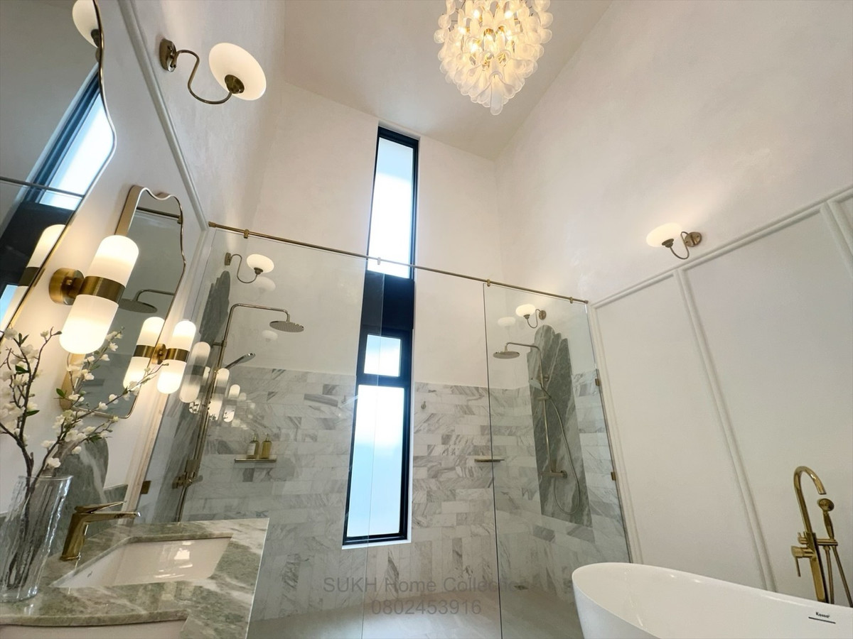 For SaleHome OfficeOnnut, Udomsuk : 5-story home office with elevator, Sukhumvit 101, 1070 sq m, decorated, ready to move in.