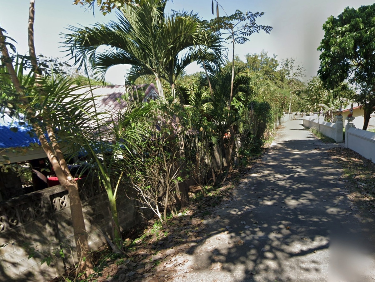 ขายที่ดินลำปาง : ขายที่ดิน เปล่า ติดถนนสาธารณะ 69.5 ตร.ว อ.ห้างฉัตร จ.ลำปาง (S03-2172) 