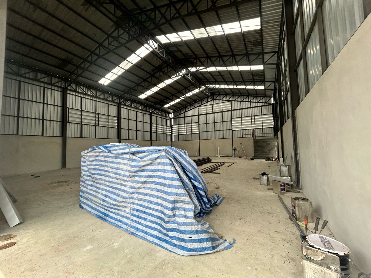 For RentWarehouseRathburana, Suksawat : Newly built warehouse for rent Along Kanchana Expressway, Pracha Uthit 76
