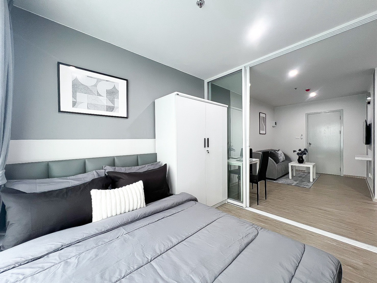 For RentCondoBangna, Bearing, Lasalle : Regent Home Bangna (Regent Home Bangna) 1 bedroom, 1 bathroom, size 28 sq m, 25th floor, Building B, rental price 11000 baht per month.