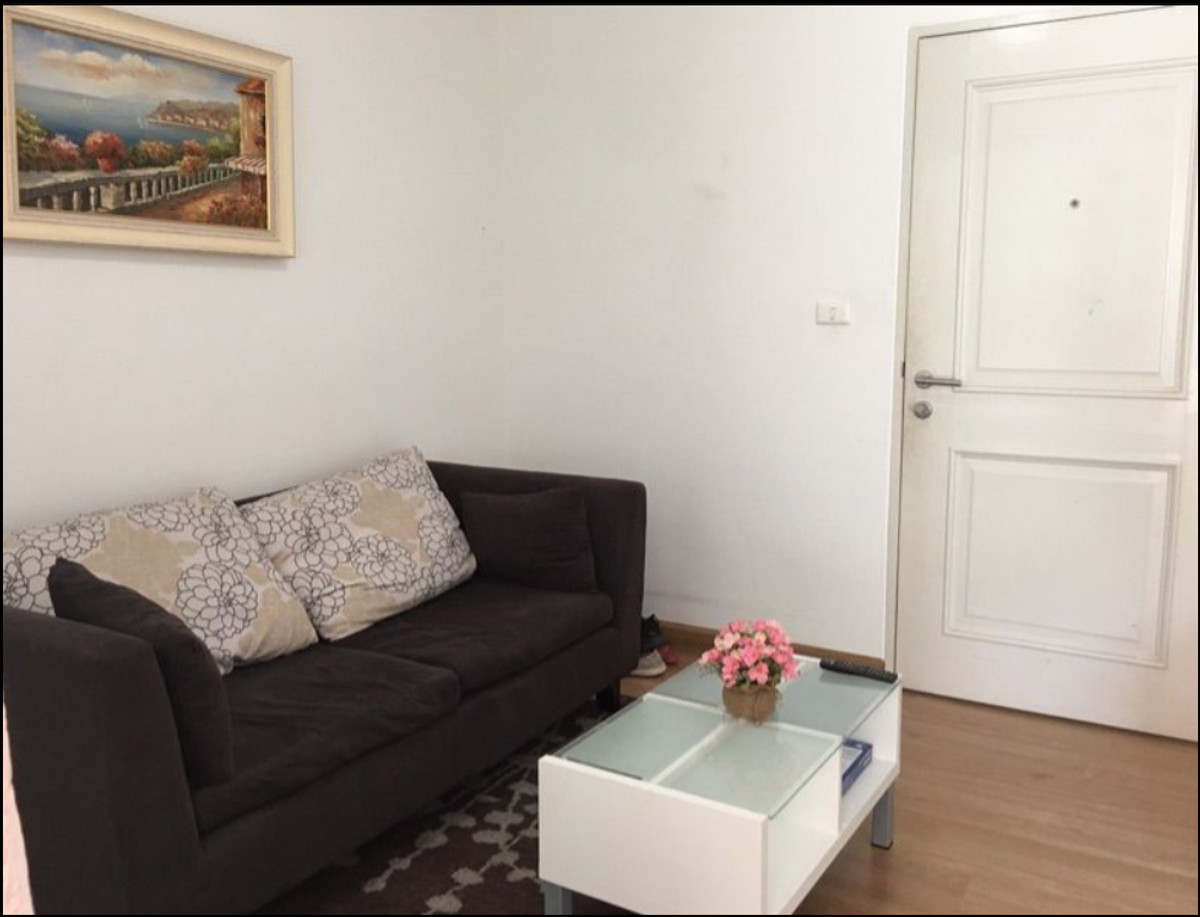 ขายคอนโดวิภาวดี ดอนเมือง หลักสี่ : ขายคอนโด เด็น วิภาวดี  ทำเลดี ติดถนนใหญ่ ใกล้รถไฟฟ้า (AM2050)