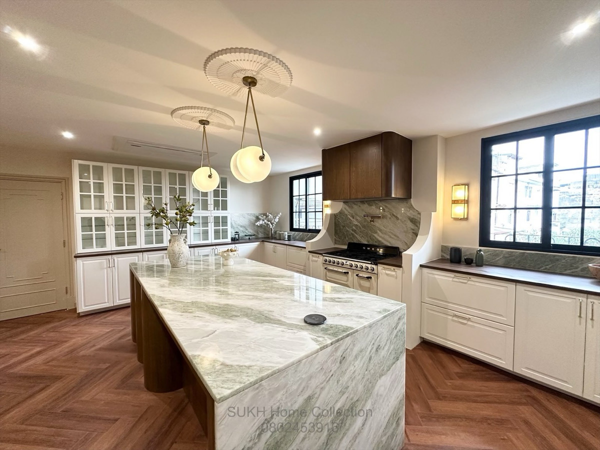 For SaleHome OfficeOnnut, Udomsuk : 5-story home office with elevator, Sukhumvit 101, 1070 sq m, decorated, ready to move in.